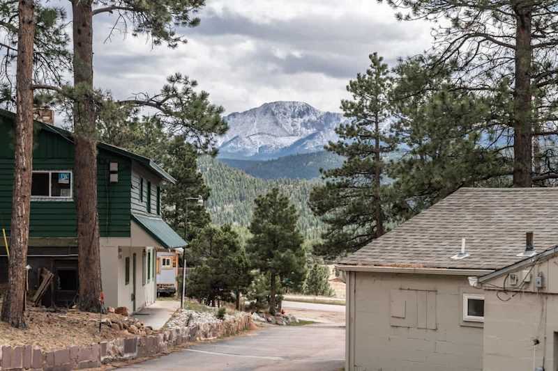 Woodland Peak Tiny Lodge
